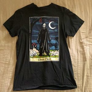 Men’s small Ghost Face graphic Tee